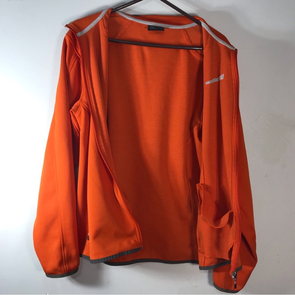 Peak Performance jacket - Picture 2 of 12